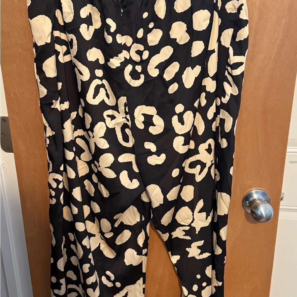 Primark Black and Cream Patterned Pants